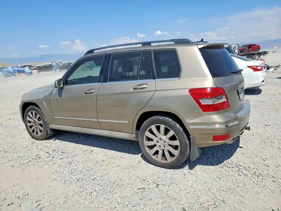 WDCGG8HB2AF416087 2010 MERCEDES-BENZ GLK-CLASS-1