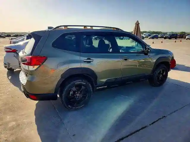 JF2SKAMC5NH445888 2022 SUBARU FORESTER-2