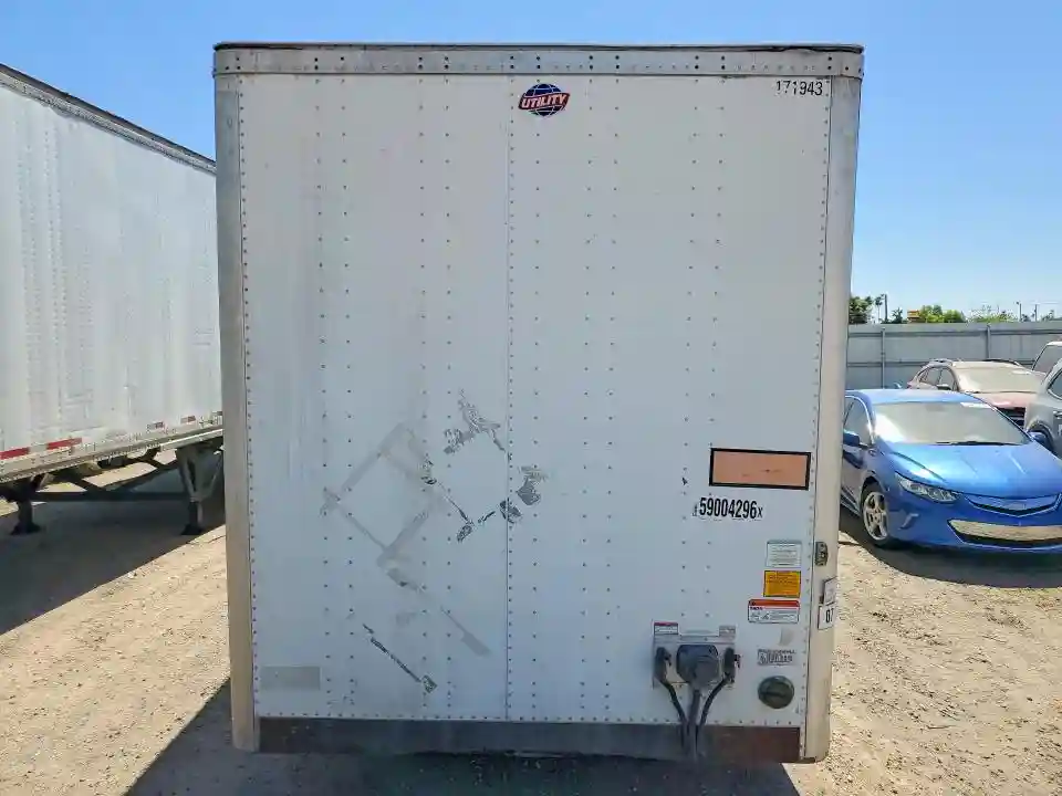 1UYVS253XJ7237801 2018 UTILITY ALL MODELS-4