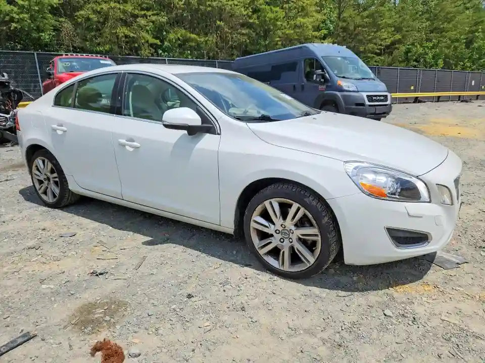 YV1622FS6C2130201 2012 VOLVO S60-3