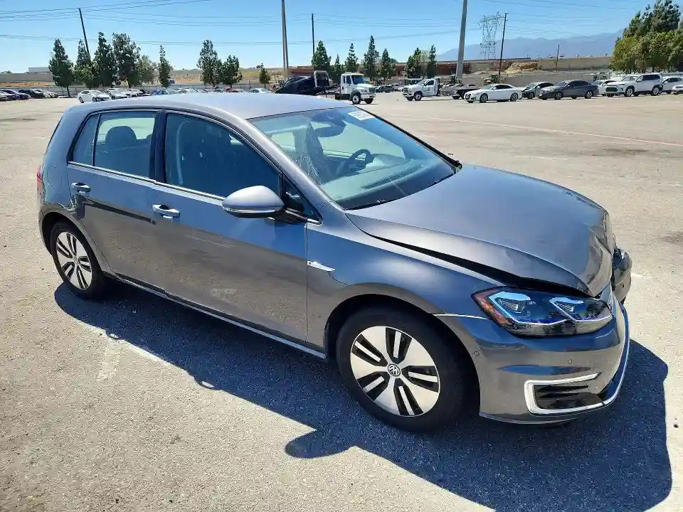 WVWPR7AU6KW911951 2019 VOLKSWAGEN GOLF-3