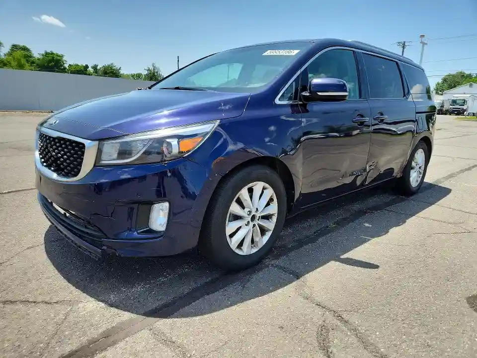 KNDMC5C11J6386825 2018 KIA SEDONA-0