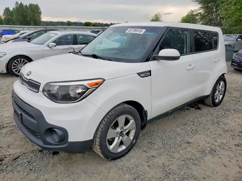 KNDJN2A27J7569955 2018 KIA SOUL-0