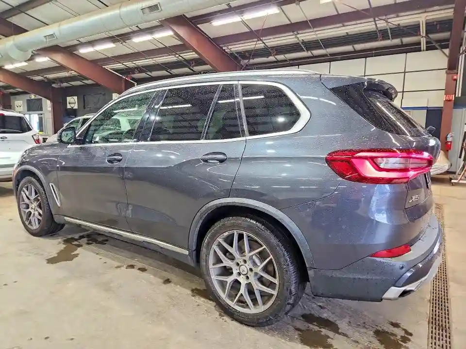 5UXCR6C59KLL31284 2019 BMW X5-1