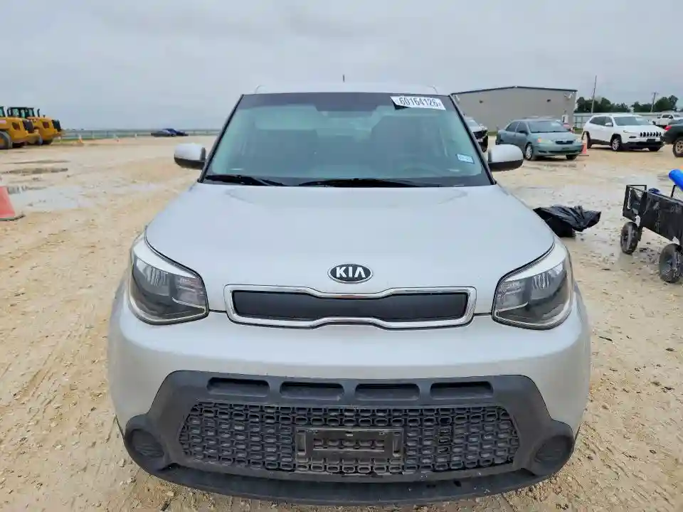 KNDJN2A22G7829784 2016 KIA SOUL-4