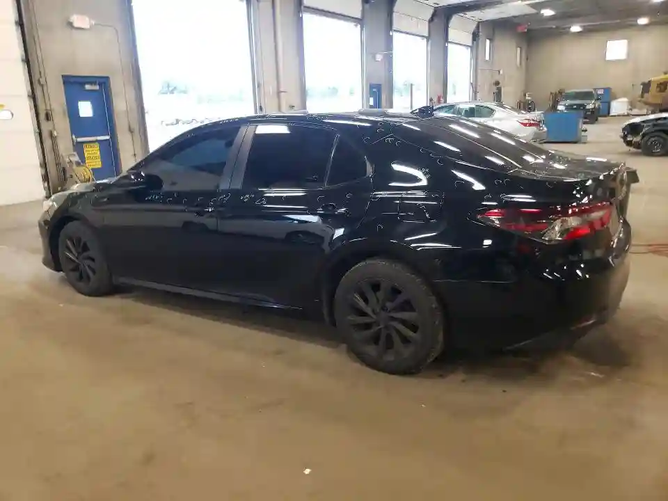 4T1C11BK0MU033444 2021 TOYOTA CAMRY-1