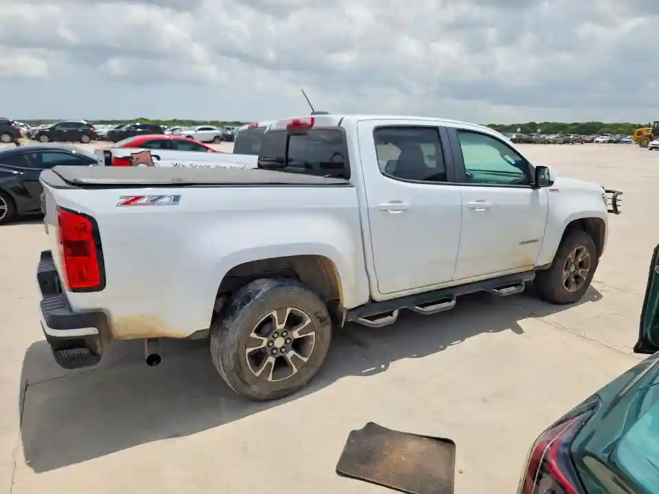1GCPTDE19H1305758 2017 CHEVROLET COLORADO-2