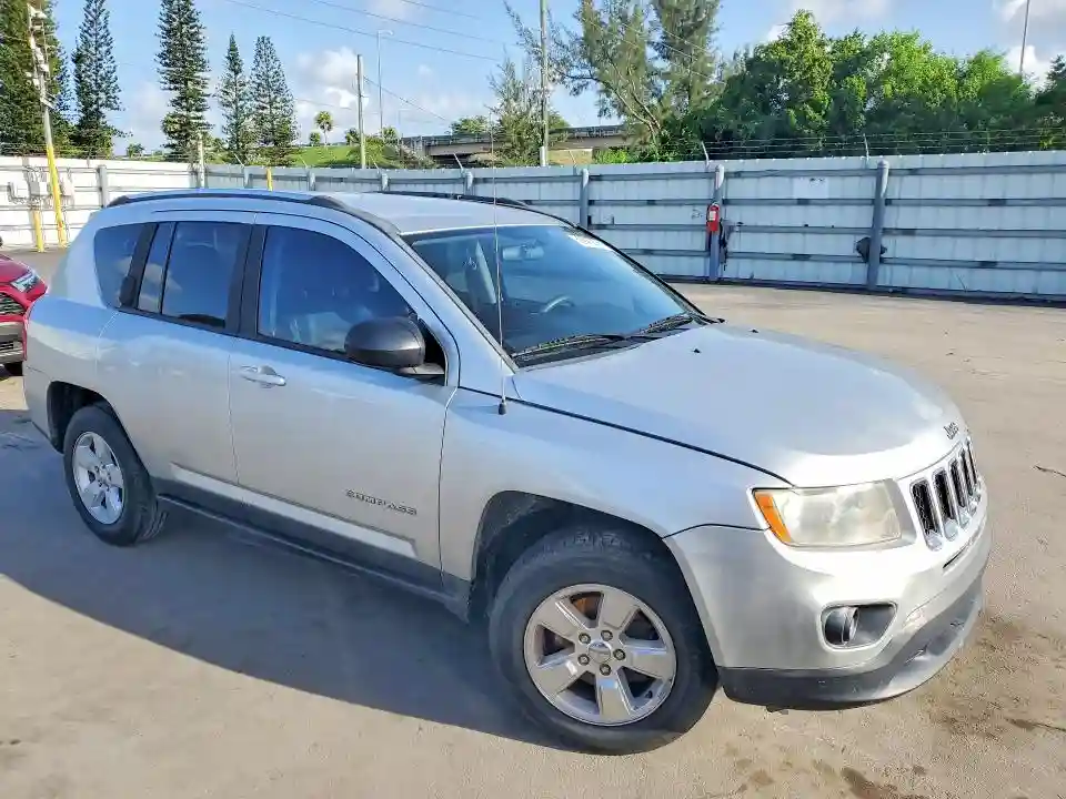 1C4NJCBA9DD130447 2013 JEEP COMPASS-3