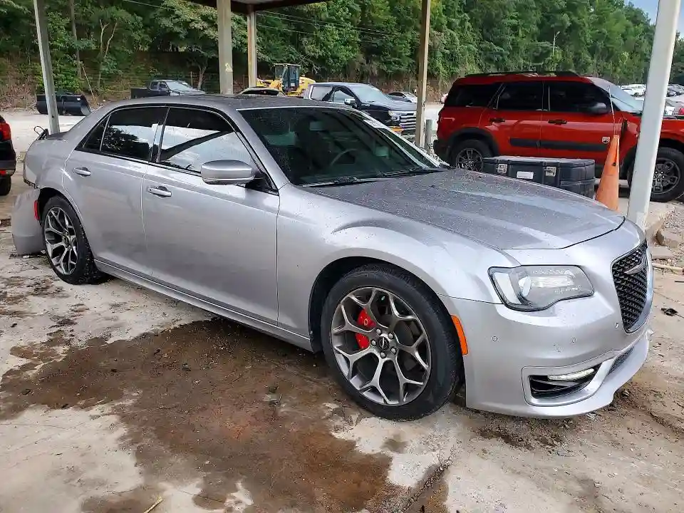 2C3CCABG0JH244818 2018 CHRYSLER 300-3