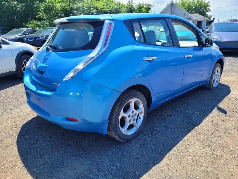 JN1AZ0CP9BT007472 2011 NISSAN LEAF-3