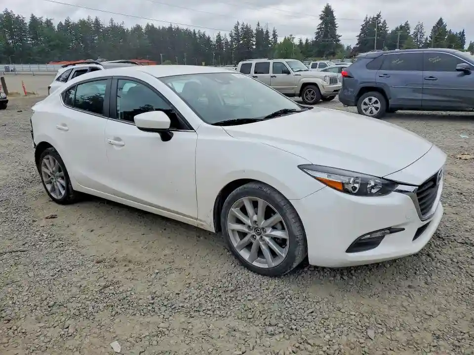 3MZBN1V78HM104697 2017 MAZDA 3-3