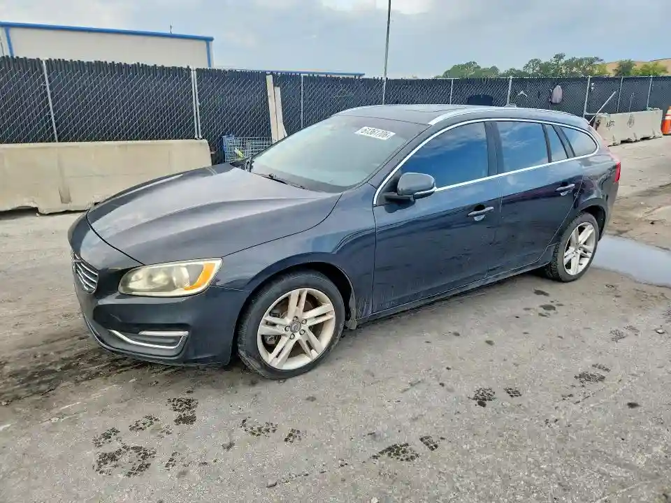 YV126MEB2F1199574 2015 VOLVO V60-0