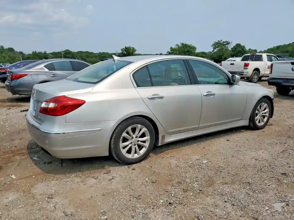 KMHGC4DD0CU177859 2012 HYUNDAI GENESIS-2