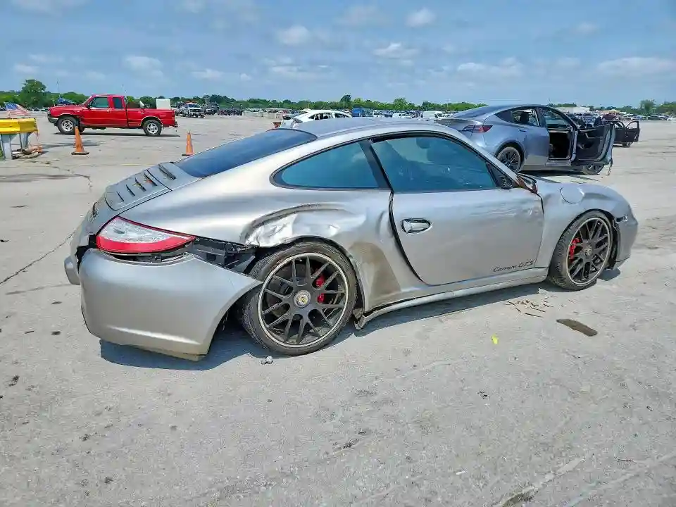 WP0AB2A93CS720084 2012 PORSCHE 911-2
