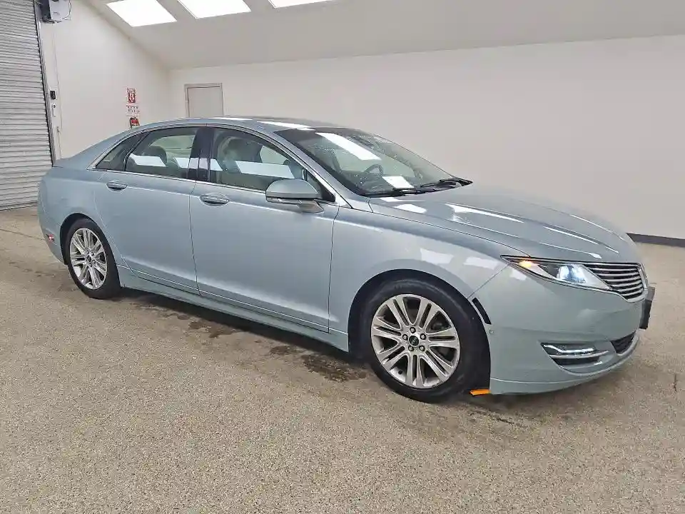 3LN6L2LU7ER801877 2014 LINCOLN MKZ-3