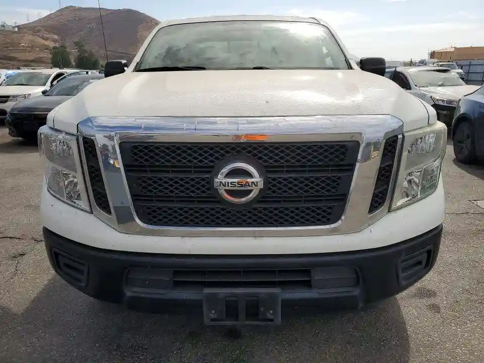 1N6BA1F11HN512017 2017 NISSAN TITAN-4