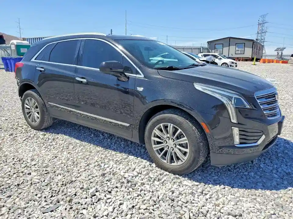 1GYKNBRS1HZ210991 2017 CADILLAC XT5-3
