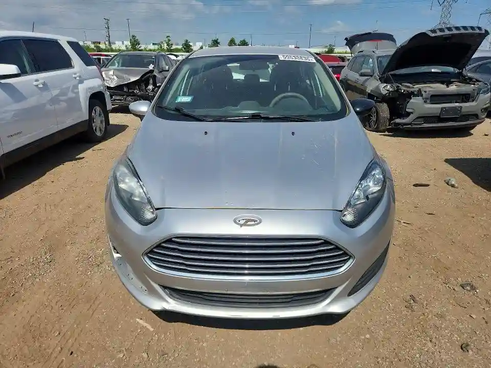 3FADP4EJ2JM122112 2018 FORD FIESTA-4