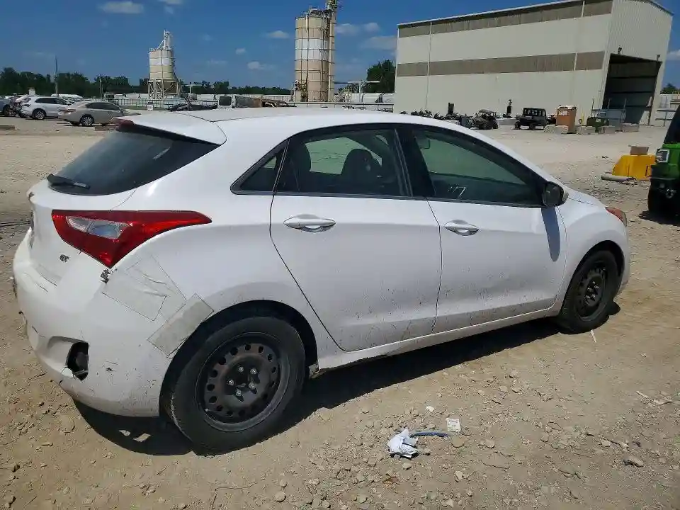 KMHD35LH4GU263923 2016 HYUNDAI ELANTRA-2