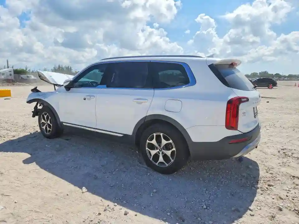 5XYP34HC2LG018252 2020 KIA TELLURIDE-1