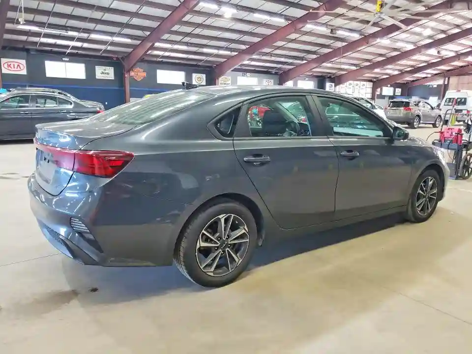3KPF24AD0RE731089 2024 KIA FORTE LXS-2