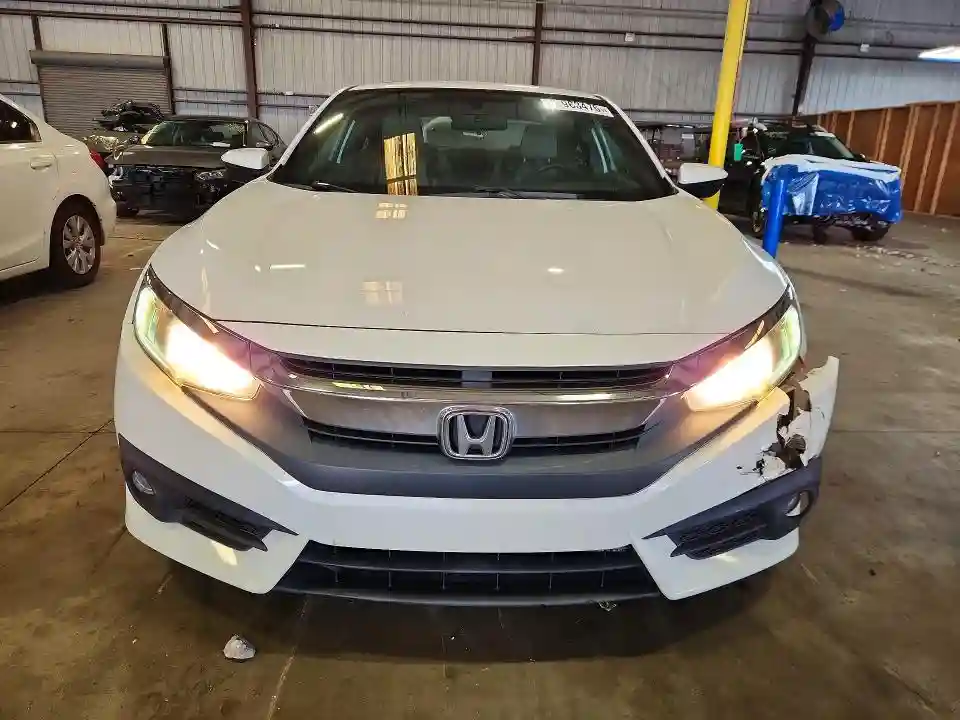 2HGFC3B30JH354304 2018 HONDA CIVIC-4