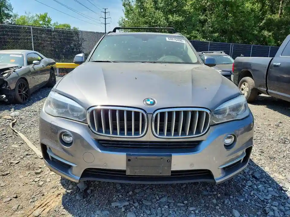 5UXKT0C54G0S76522 2016 BMW X5-4