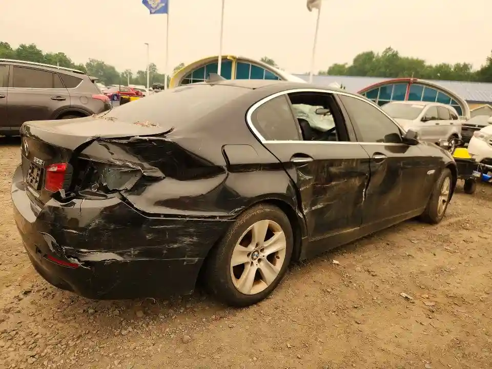 WBAXH5C5XDD114997 2013 BMW 5 SERIES-2