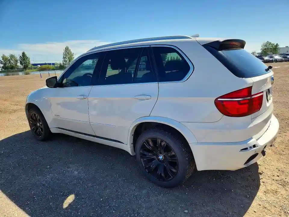 5UXZV4C51D0B05077 2013 BMW X5-1