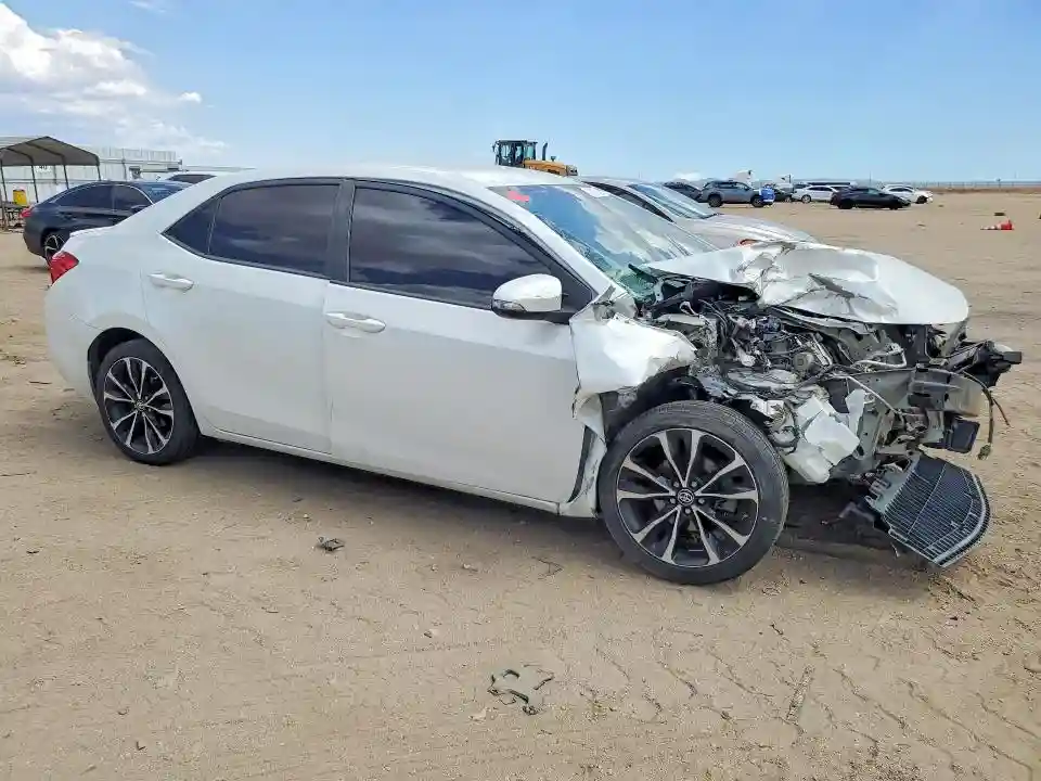 5YFBURHE2JP803532 2018 TOYOTA COROLLA-3