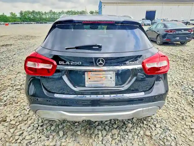 WDCTG4GBXJJ418594 2018 MERCEDES-BENZ GLA-CLASS-5