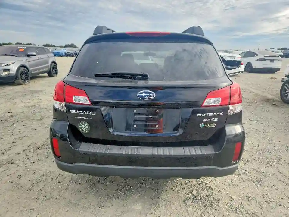 4S4BRBGC9B3366417 2011 SUBARU OUTBACK-5