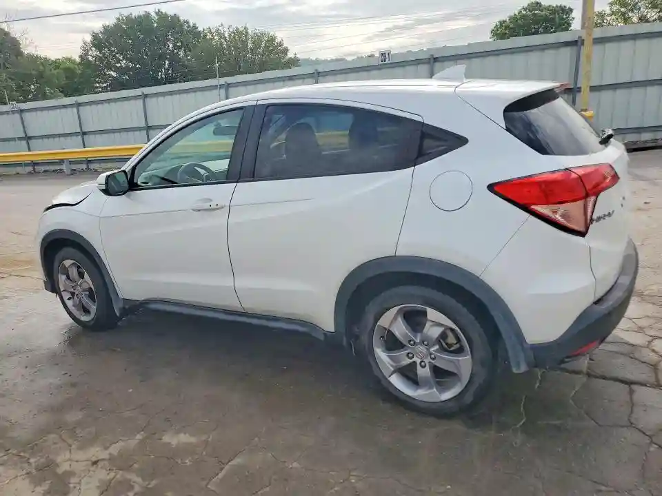 3CZRU5H5XHM719798 2017 HONDA HR-V-1