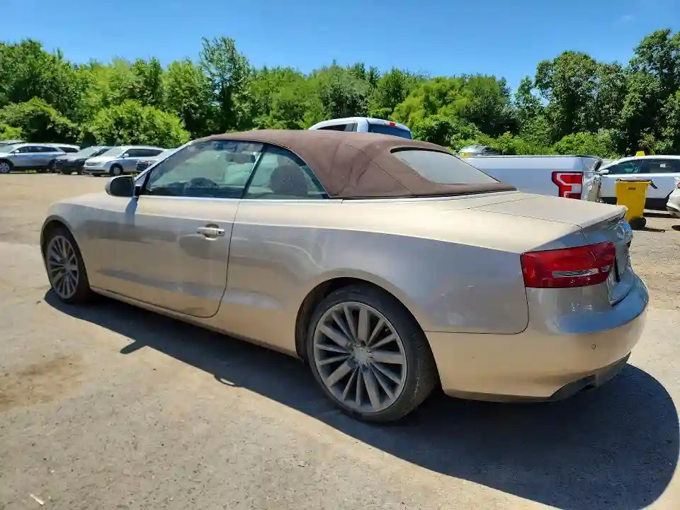 WAULFAFH7BN010722 2011 AUDI A5-1