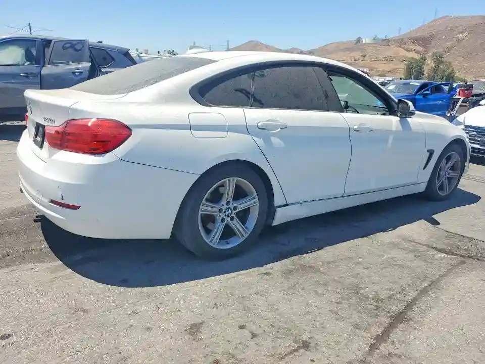 WBA4A9C58FGL85959 2015 BMW 4 SERIES-2