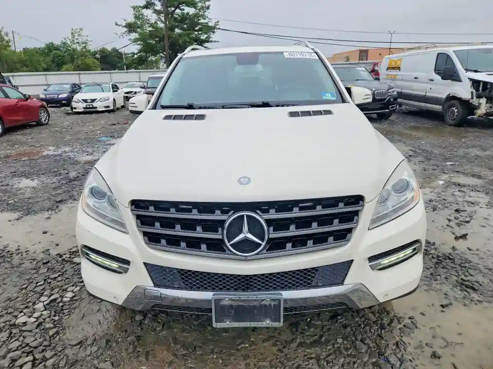 4JGDA5HB2DA195242 2013 MERCEDES-BENZ M-CLASS-4