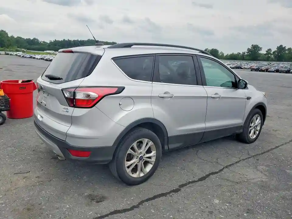 1FMCU9HD7JUC66540 2018 FORD ESCAPE-2