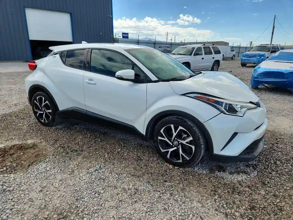 NMTKHMBX4JR027671 2018 TOYOTA C-HR-3