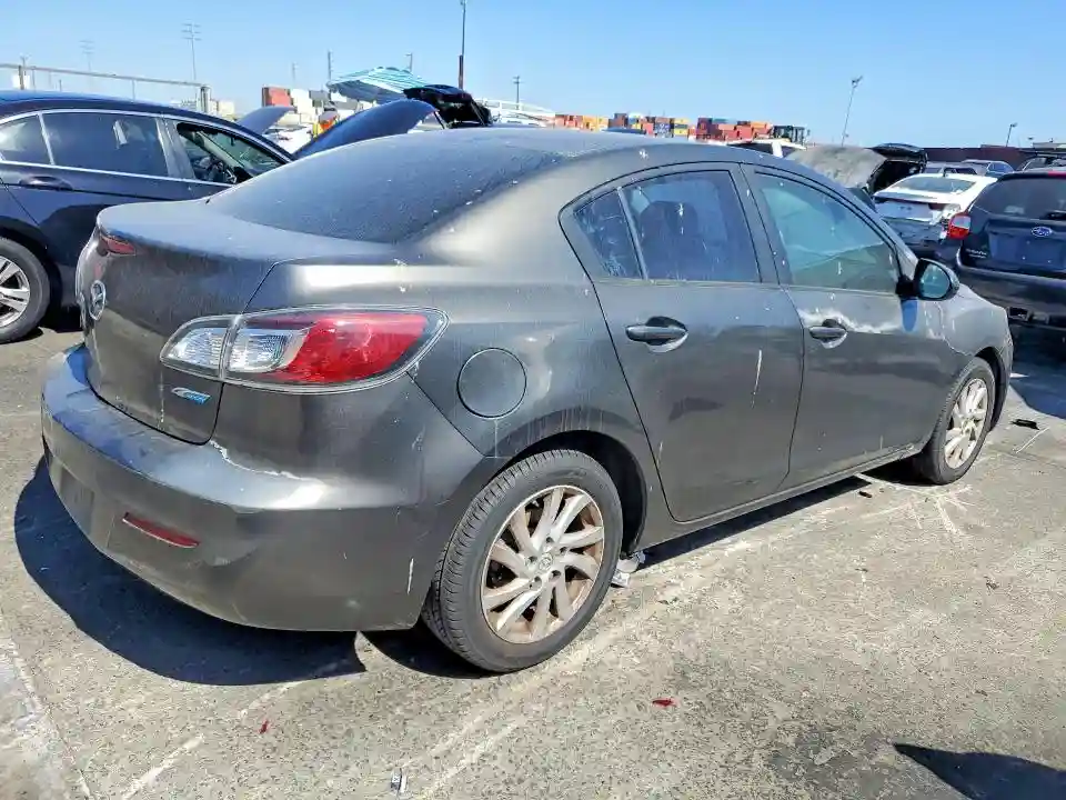 JM1BL1V83C1607528 2012 MAZDA 3-2