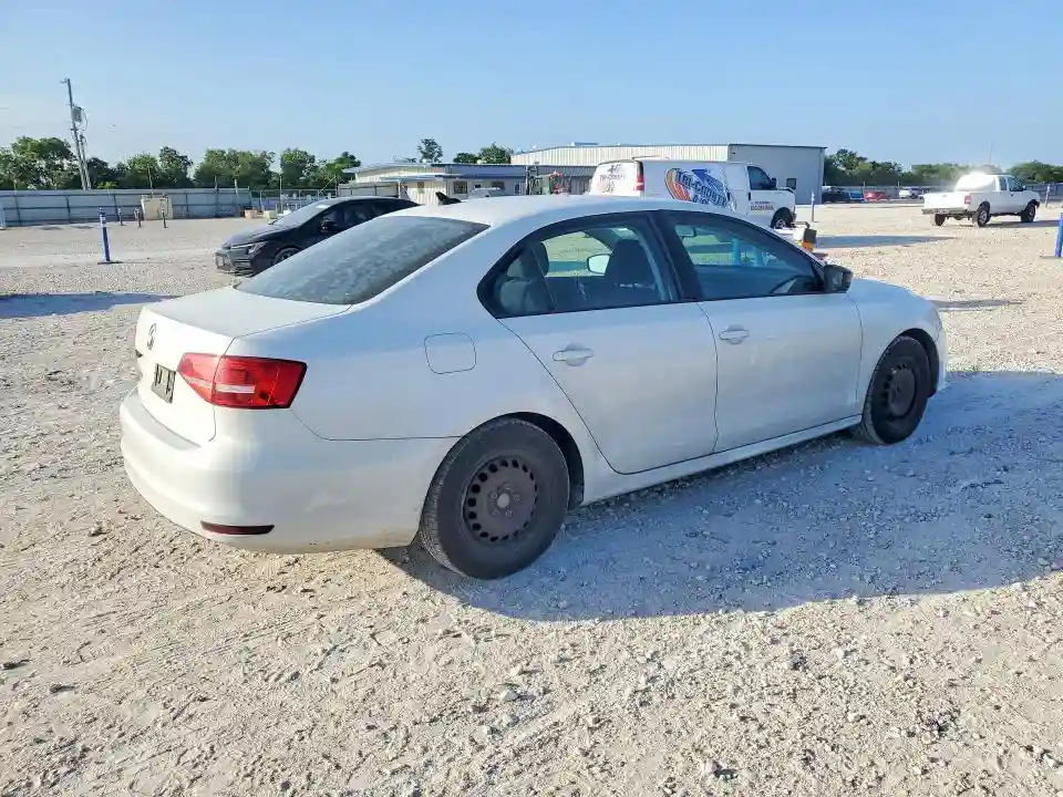 3VW2K7AJ2FM423779 2015 VOLKSWAGEN JETTA-2