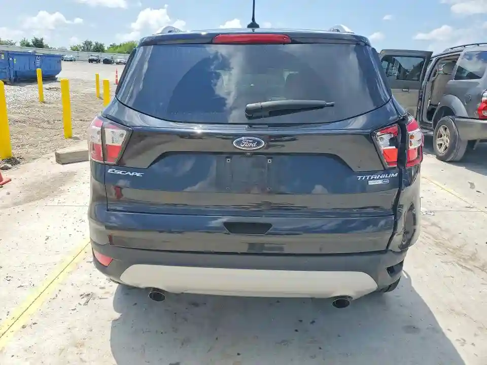 1FMCU9J9XJUA82053 2018 FORD ESCAPE-5