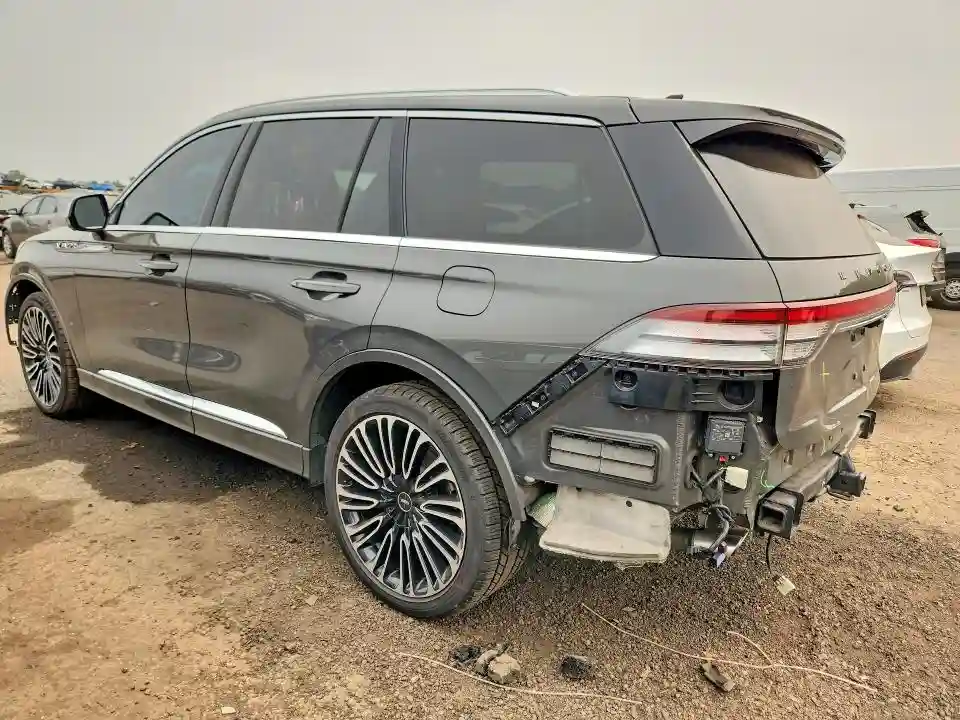 5LM5J9XC4NGL03619 2022 LINCOLN AVIATOR-1