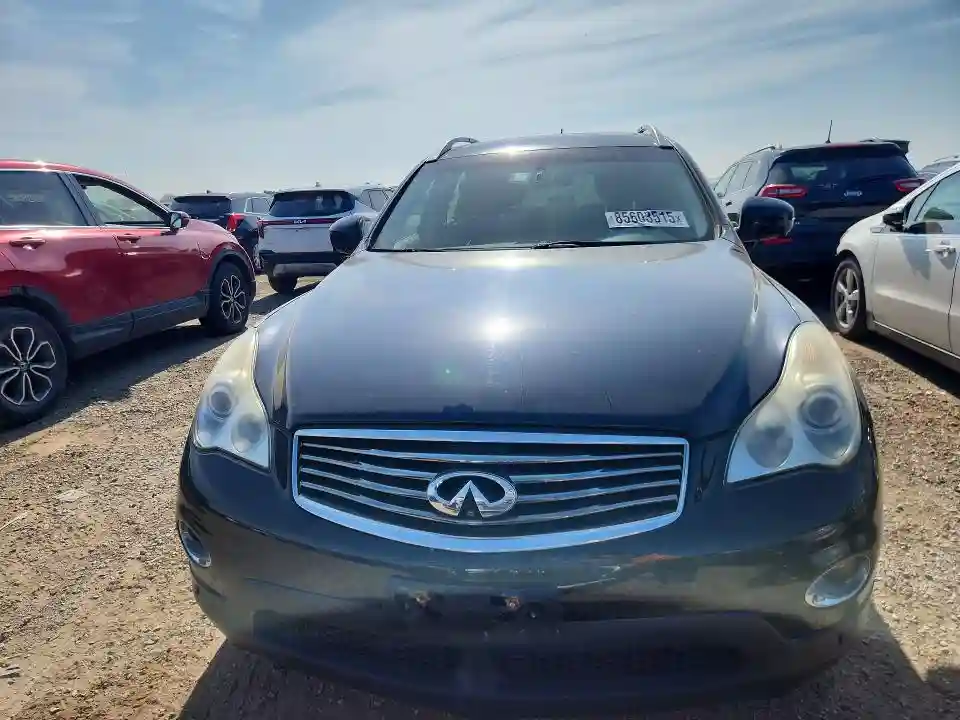 JN1BJ0HR8EM191131 2014 INFINITI QX50-4