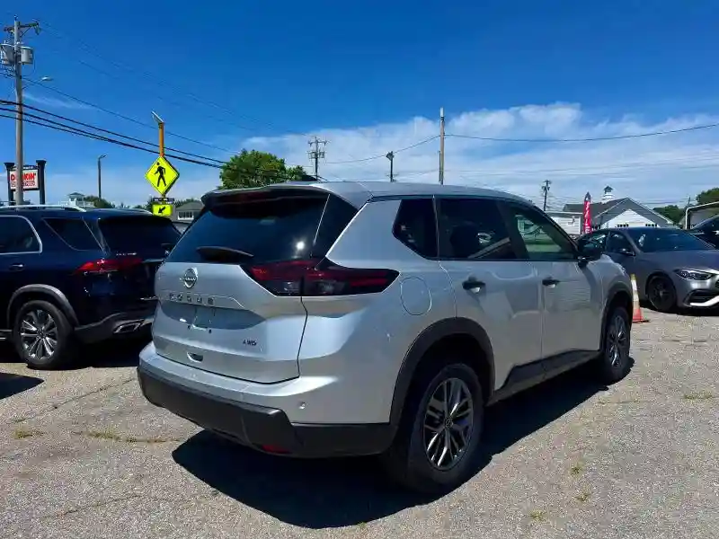 5N1BT3AB3SC795480 2025 NISSAN ROGUE-3
