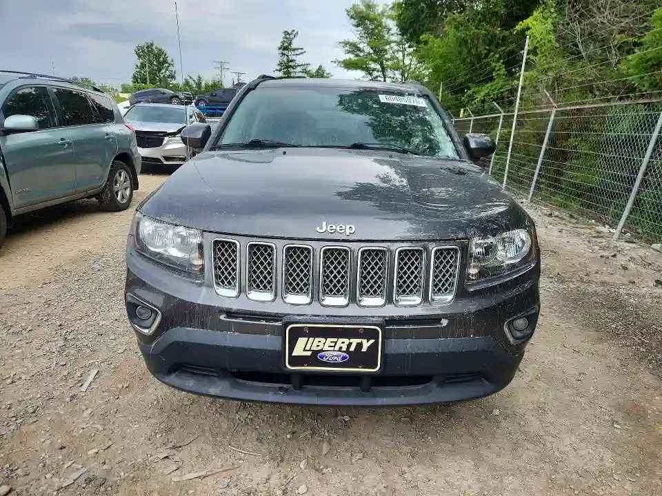 1C4NJCEA7GD806961 2016 JEEP COMPASS-4