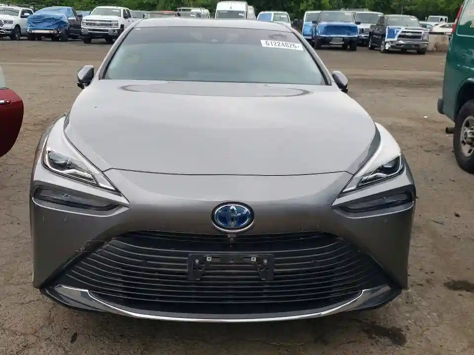 JTDAAAAA2NA006673 2022 TOYOTA MIRAI-4