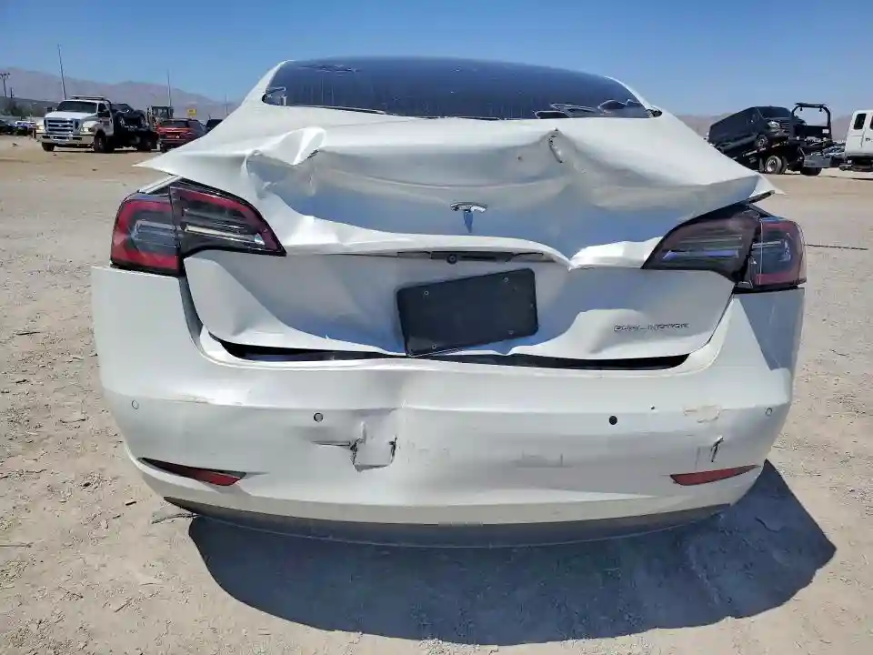 5YJ3E1EB8LF601256 2020 TESLA MODEL 3-5