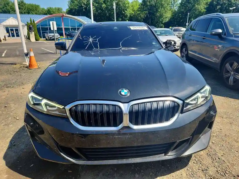 3MW69FF09R8E87323 2024 BMW 3 SERIES-4