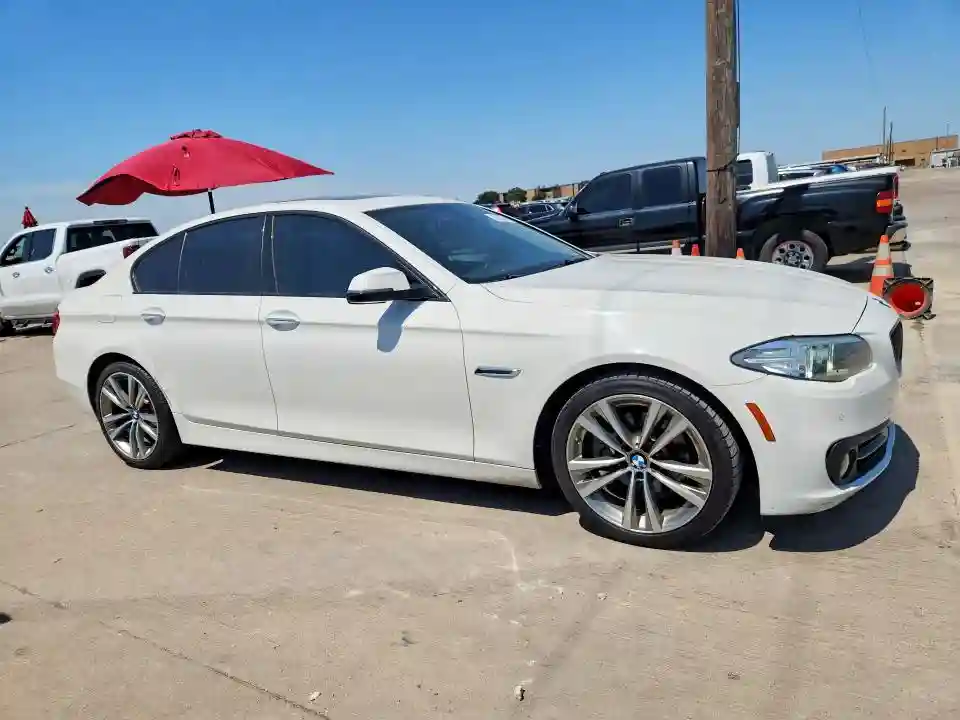 WBA5A5C52GG354902 2016 BMW 5 SERIES-3