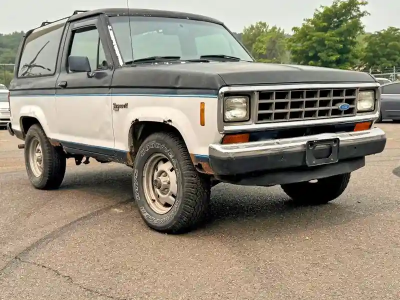 1FMCU14T7JU838491 1988 FORD BRONCO-0